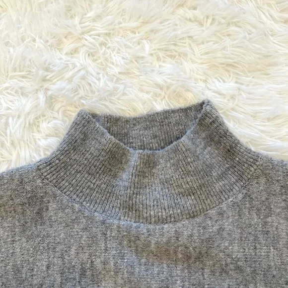 Magaschoni Gray Sweater - Picture 5 of 7